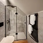 Sintra Green Chalet Bed & Breakfast シントラ