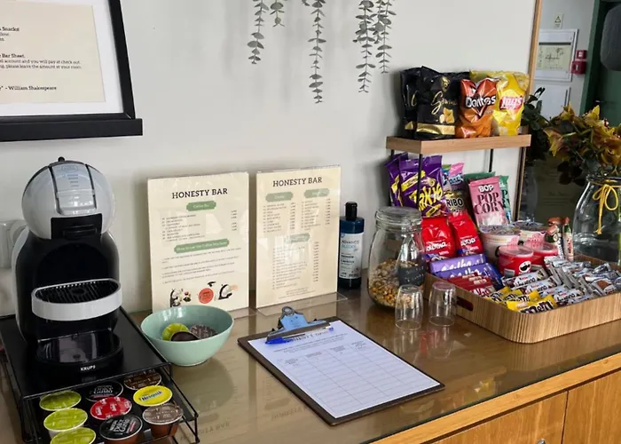 Sintra Green Chalet Bed & Breakfast 4*